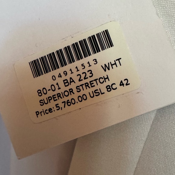 BALMAIN ( with tags) Women's White Blazer with Silver Buttons - Picture 4 of 11